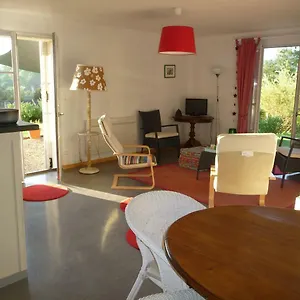 Splendide Vue Pyrenees, Rez De Jardin 2 Apartment Montjoie-en-Couserans